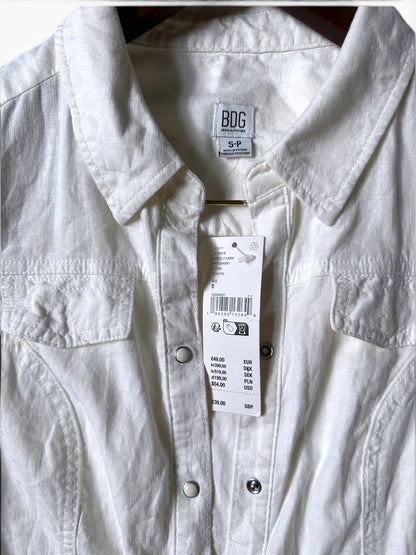 Urban Outfitters BDG White button Down Linen Blouse - Size S