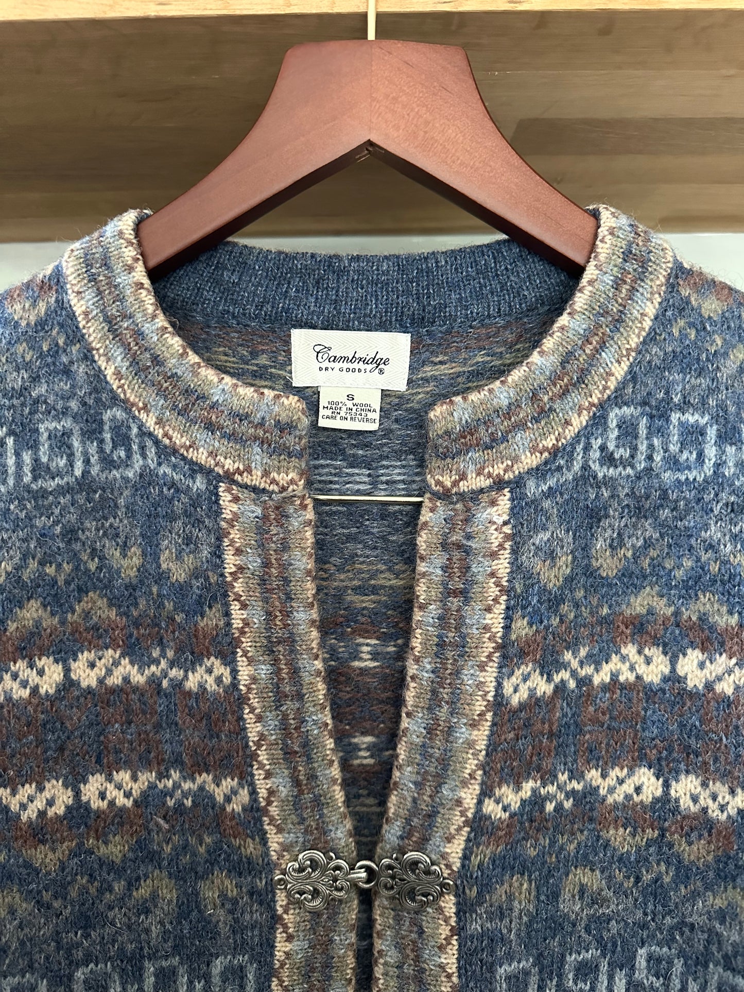 Vintage Cambridge 100% Wool Fair-Isle Cardigan in Blue Brown Beige - Size S