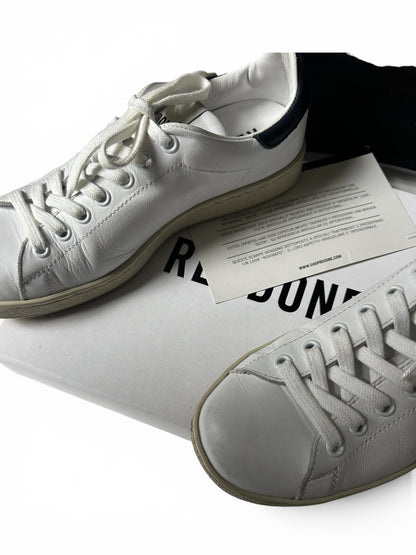 RE/DONE 70s Tennis Sneakers in distressed White leather / Navy Size 36 UK 3