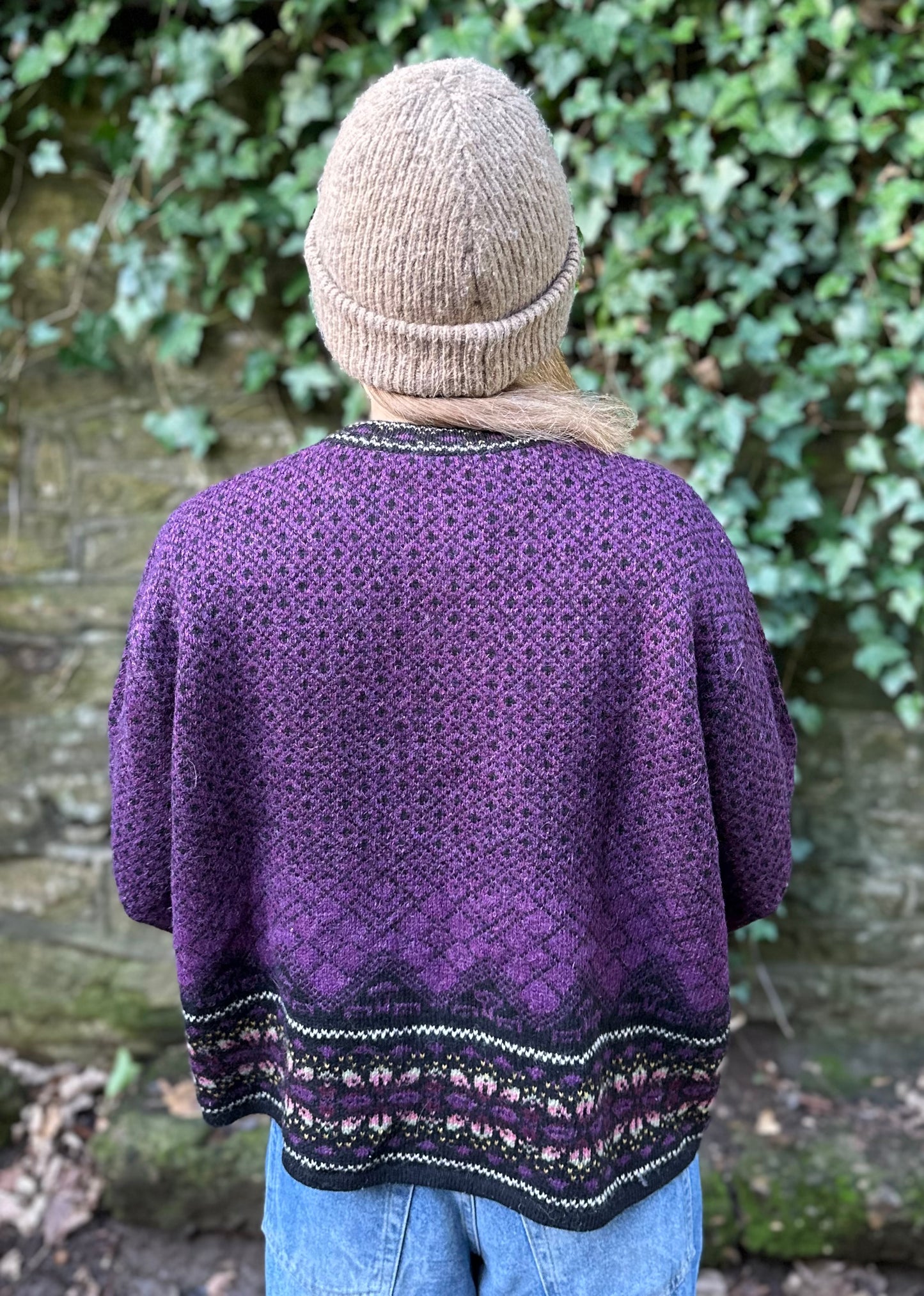 Vintage Nordic Frost 100% Wool Cardigan Purple / Black in Petite L