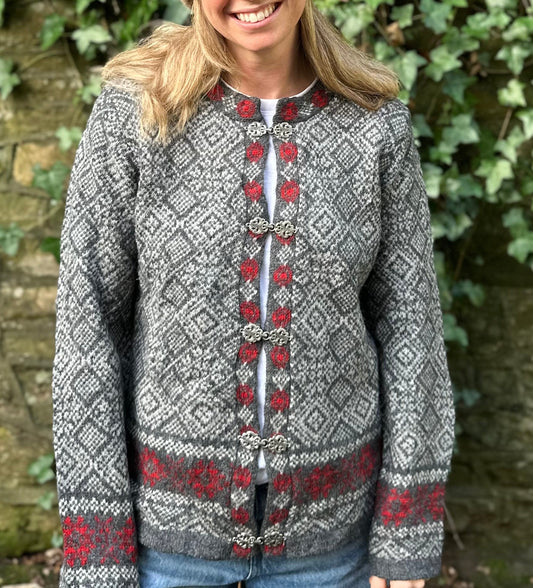 Vintage Skyr Nordic Fair-Isle Cardigan in Grey Red - Size M