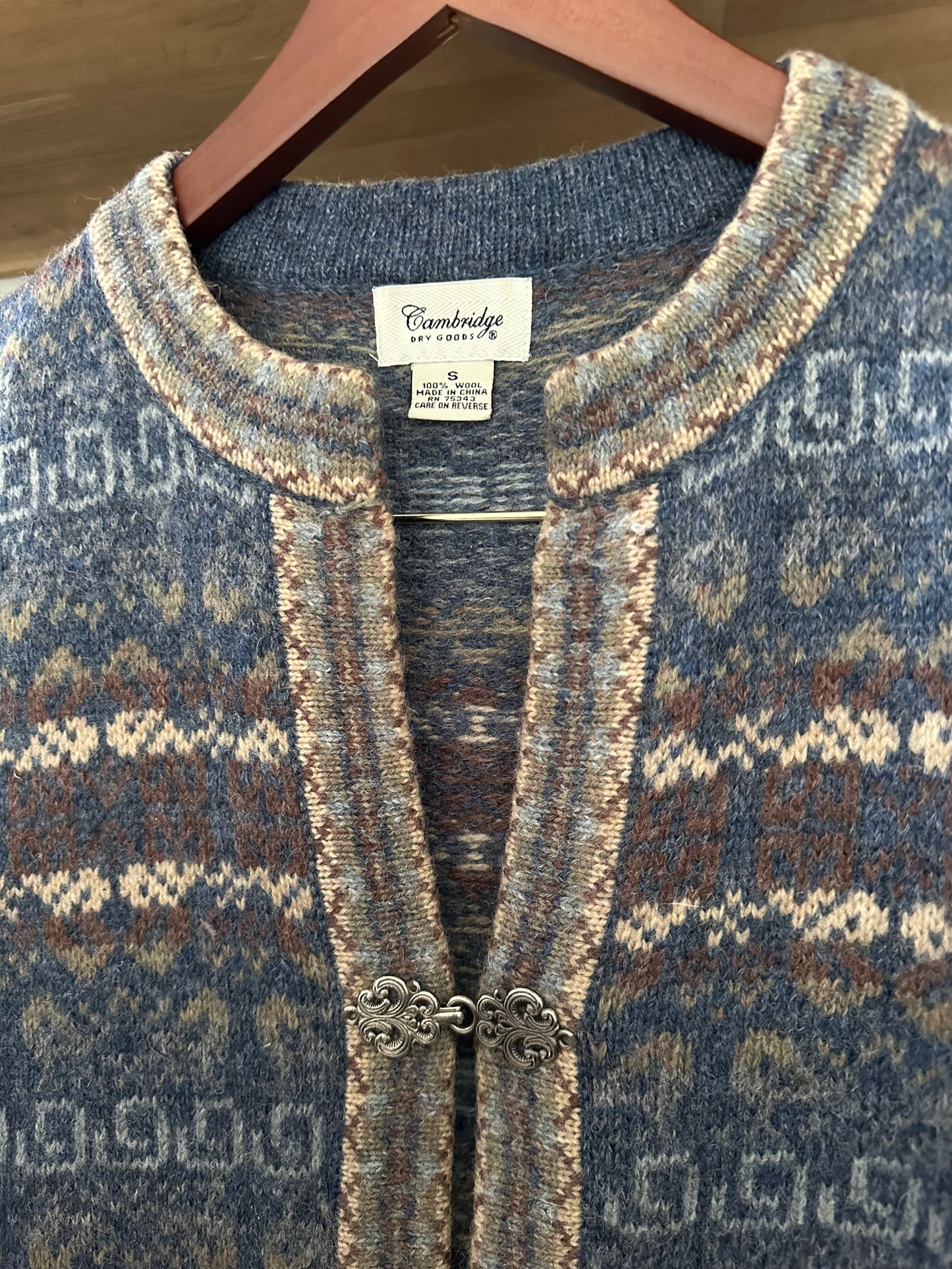 Vintage Cambridge 100% Wool Fair-Isle Cardigan in Blue Brown Beige - Size S