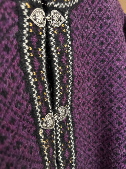 Vintage Nordic Frost 100% Wool Cardigan Purple / Black in Petite L