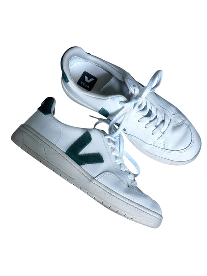 Veja V-12 white and green leather trainers UK 6